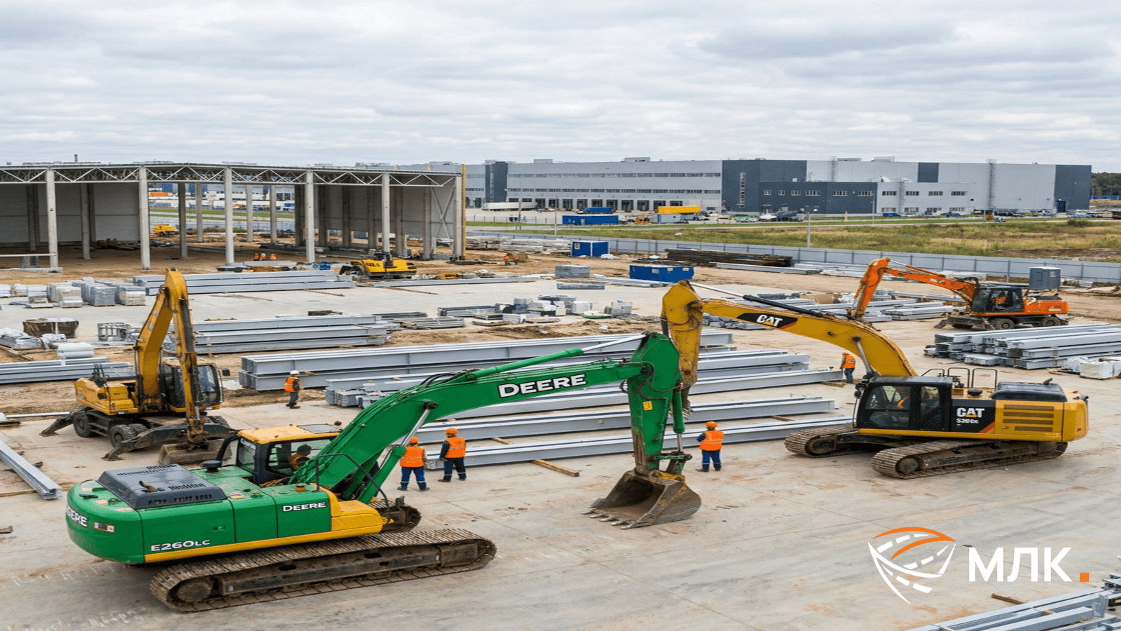 John Deere E260LC или CAT 330GC: выбор экскаватора под задачу