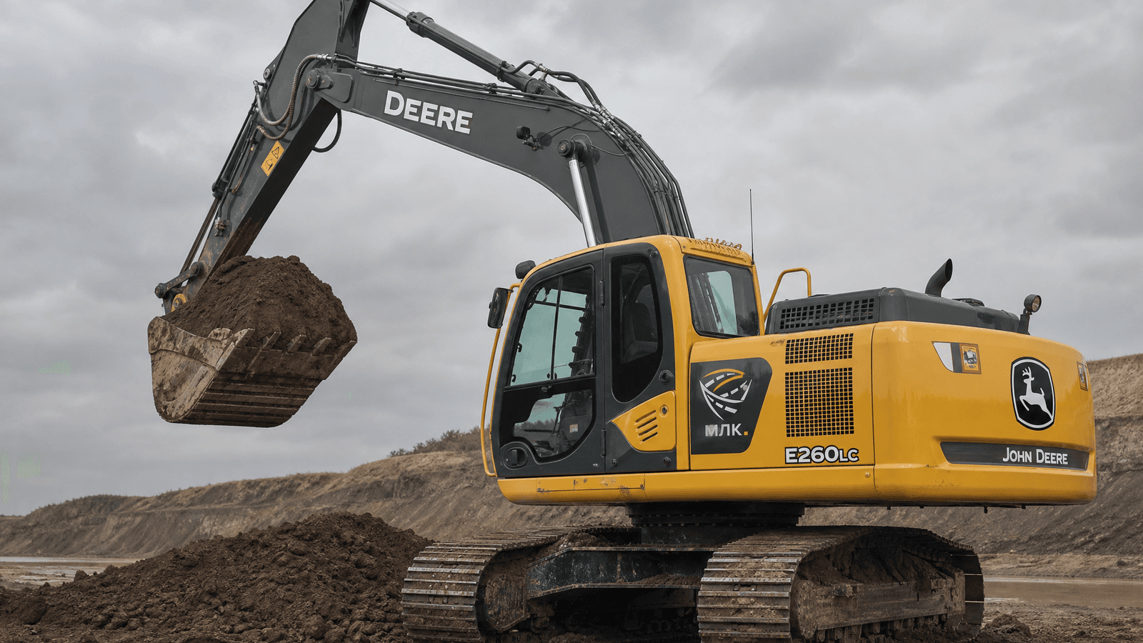 Экскаватор JOHN DEERE 260